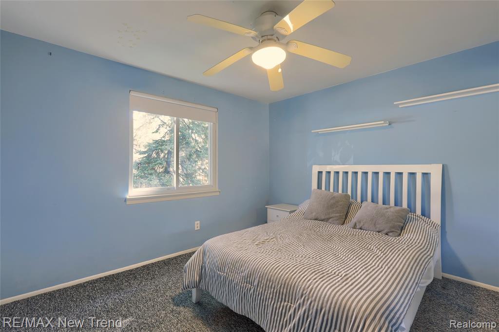 851 N Webik Avenue, Clawson, MI — Photo 17