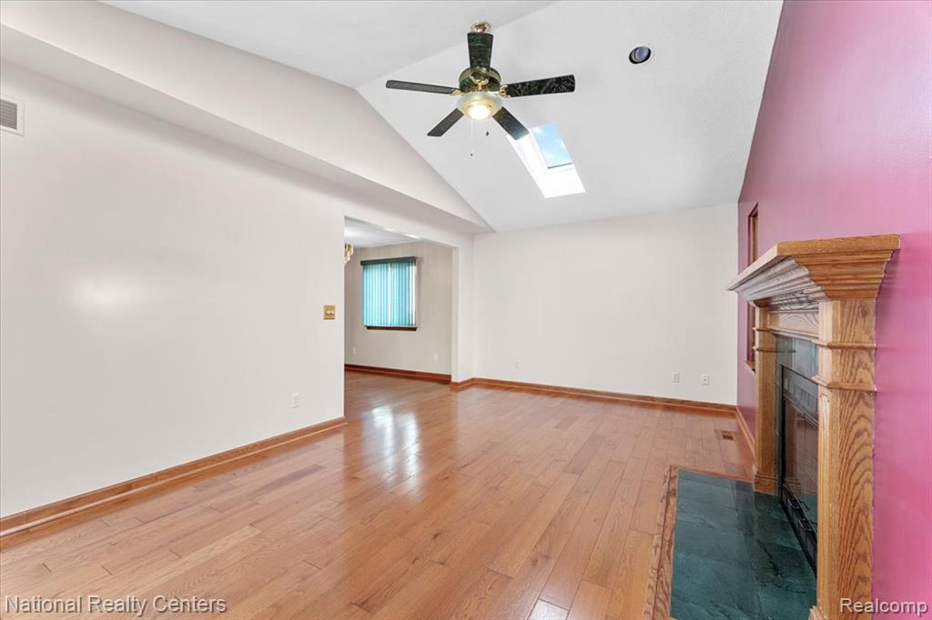 5235 Barbara Avenue, Trenton, MI 48183 — Photo 10