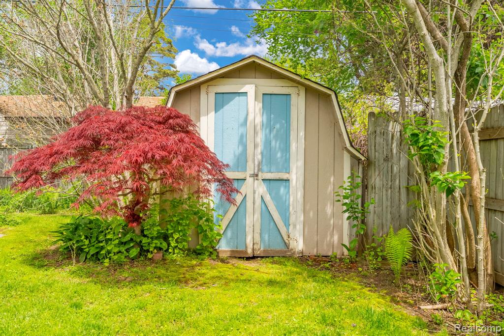 7489 Aspen Road, Lexington, MI 48450 — Photo 54