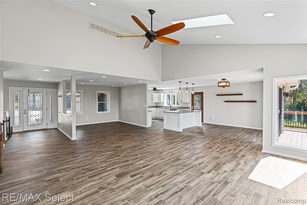 6056 Atlas Road, Grand Blanc, MI 48439 — Photo 7