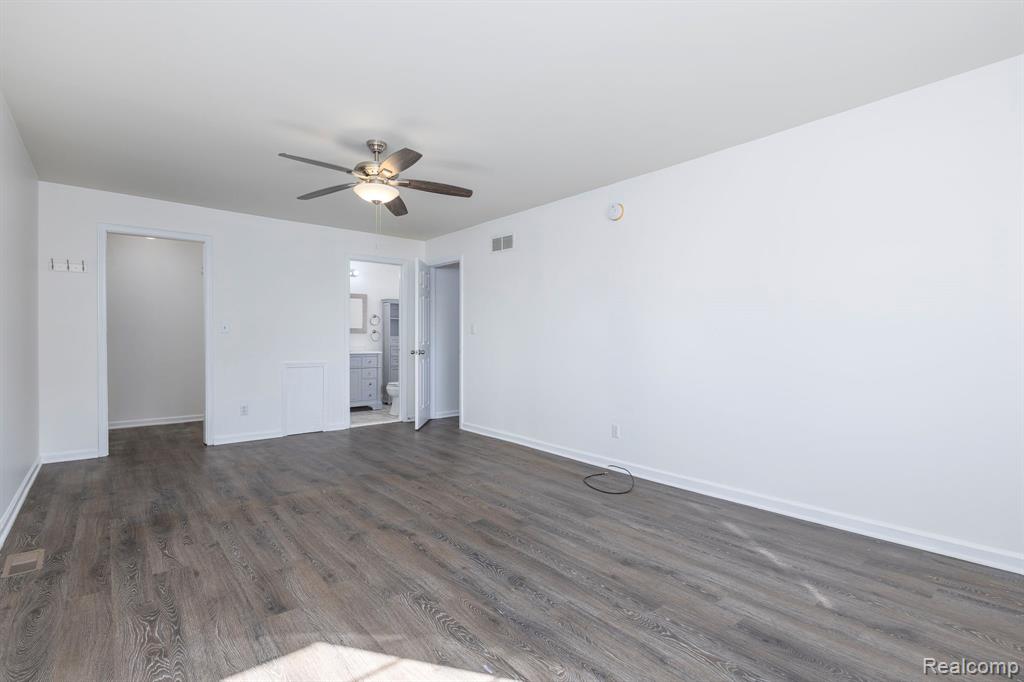 6121 Orchard Lake Road, 102, West Bloomfield, MI — Photo 23
