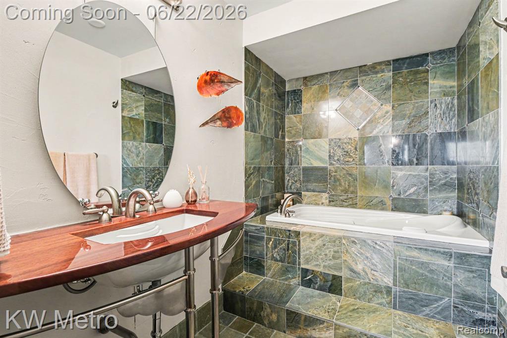 5000 Town Center, 2906, Southfield, MI 48075 — Photo 14