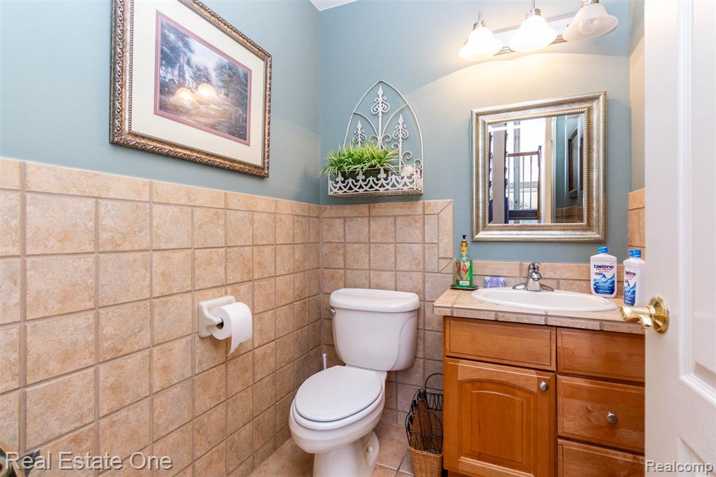 10215 Mill Pointe Drive, Goodrich Vlg, MI — Photo 46