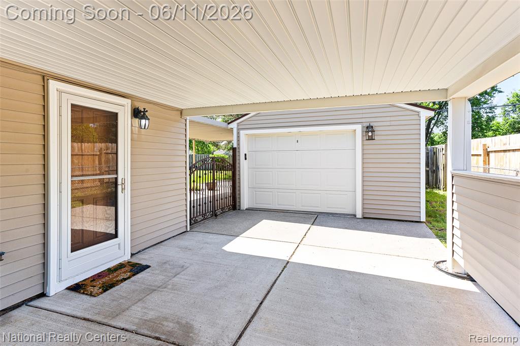 5191 Lynsue Lane, Waterford, MI 48327 — Photo 37