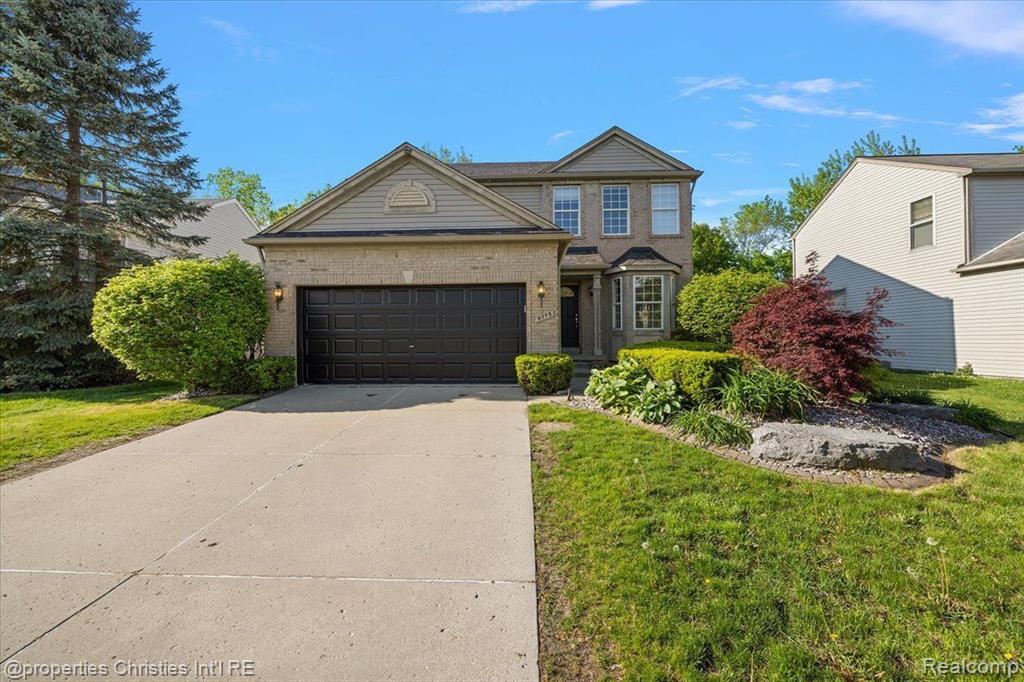 9773 RAVENSHIRE Drive, Ypsilanti, MI 48198 — Photo 3
