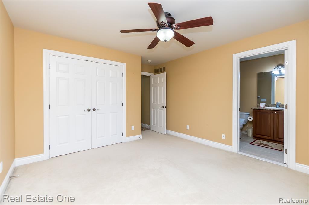 18090 Peninsula Way, Northville, MI 48168 — Photo 73