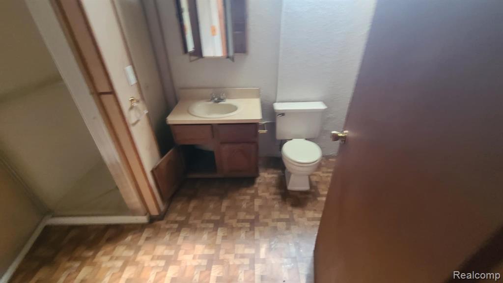 20688 Woodland Street, Harper Woods, MI 48225 — Photo 25