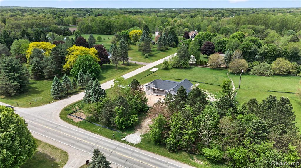 3297 Oak Grove Road, Howell, MI 48855 — Photo 29