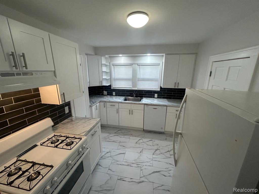 14716 Archdale Unit 1 Street, Detroit, MI 48227 — Photo 17