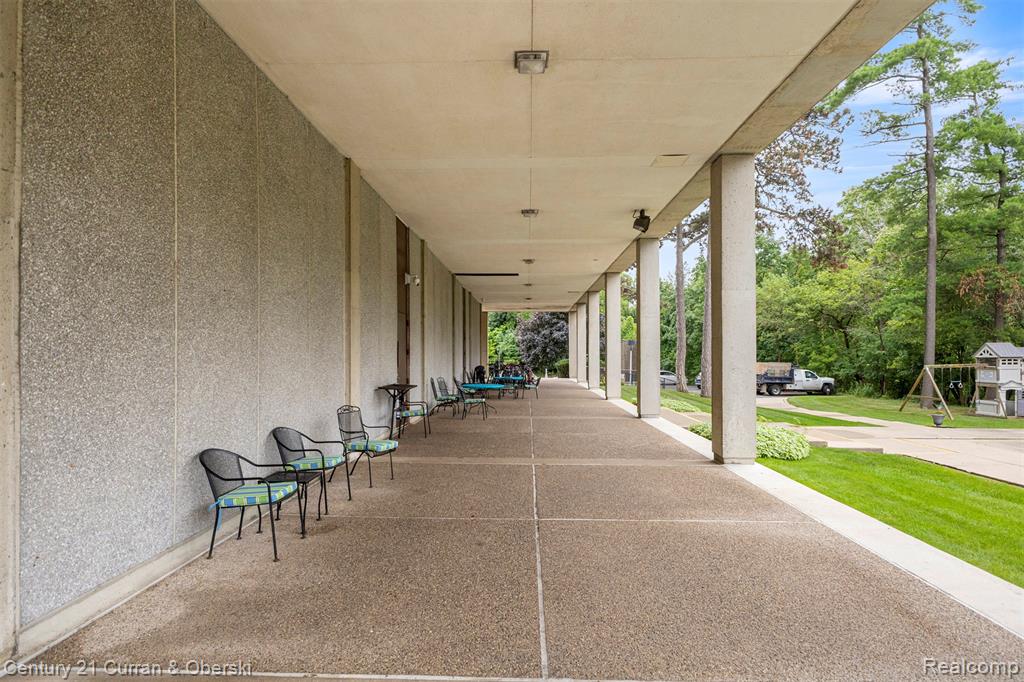 22700 Garrison Street, 404, Dearborn, MI 48124 — Photo 16