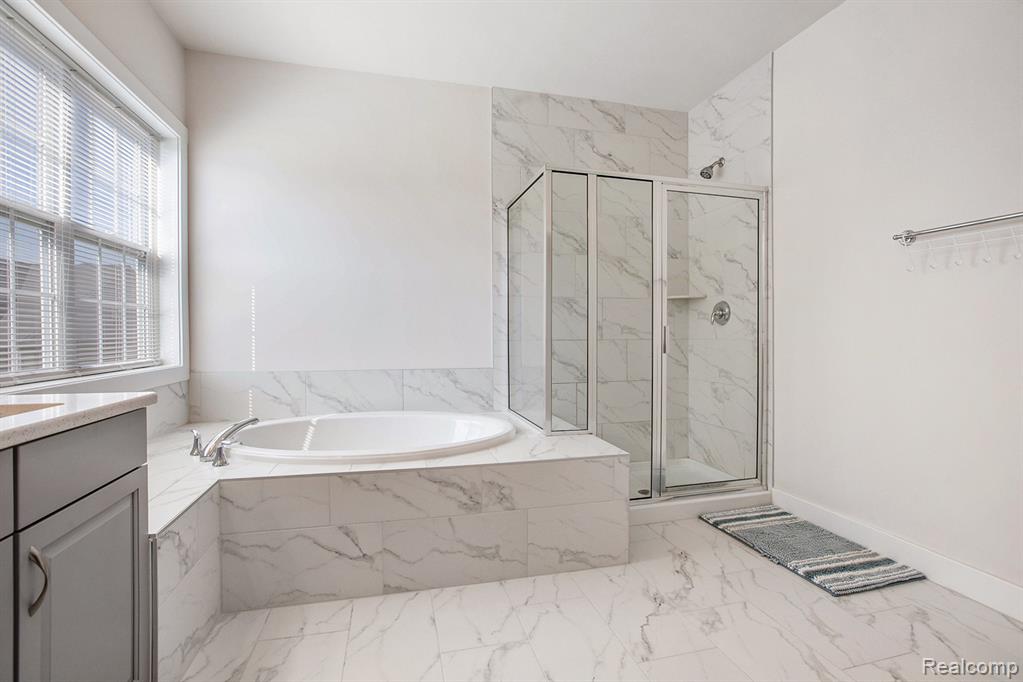 51026 Meadowlands, Canton, MI 48188 — Photo 19