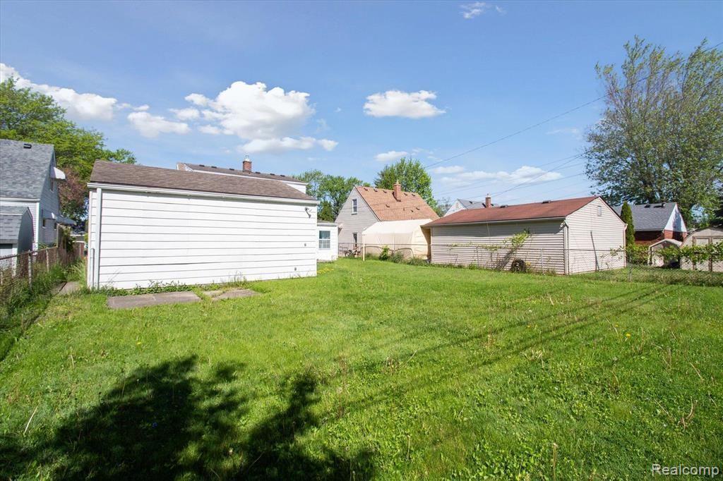 6918 Gilman Street, Garden City, MI — Photo 5