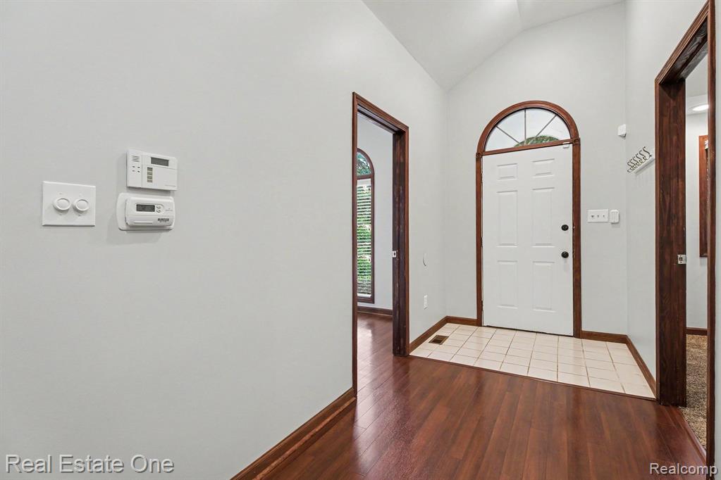 418 Austin Avenue, Royal Oak, MI 48067 — Photo 4