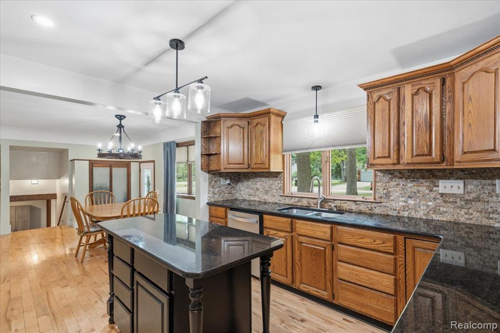 10210 Lavern Court, Clio, MI 48420 — Photo 18