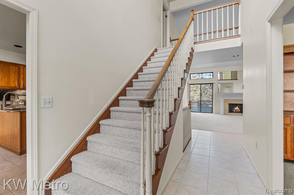 29263 W CHANTICLEER Drive, Southfield, MI 48034 — Photo 5