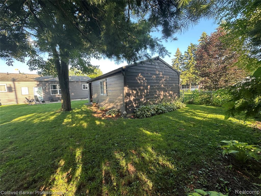 753 Lincoln Street, Lapeer, MI 48446 — Photo 2