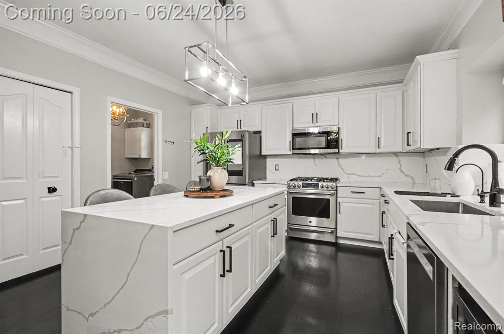 4575 Northridge Court, West Bloomfield, MI 48323 — Photo 33