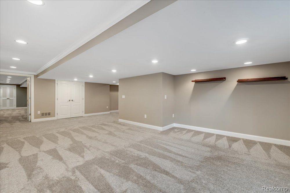 17904 Crestbrook Drive, Northville, MI 48168 — Photo 48