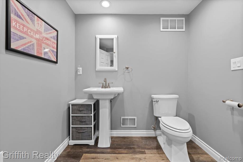 2018 Pine Hollow Trail, Brighton, MI 48114 — Photo 48