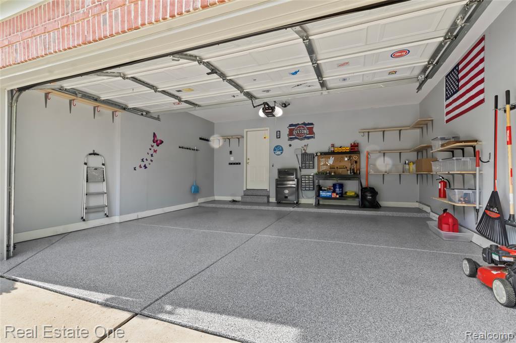 7244 Millrock Avenue, Shelby Twp, MI 48317 — Photo 9