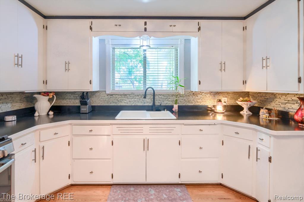9223 Lapeer Road, Davison, MI 48423 — Photo 34