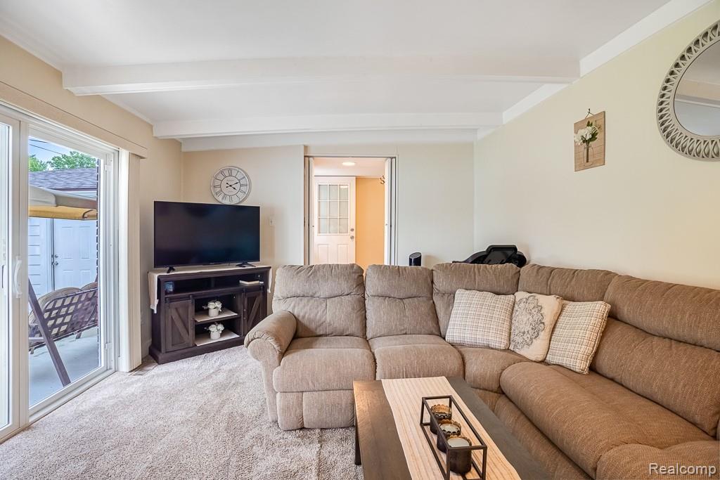 8100 Lochdale Street, Dearborn Heights, MI 48127 — Photo 64