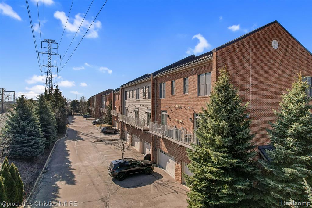 501 LEWIS Street, Birmingham, MI 48009 — Photo 49