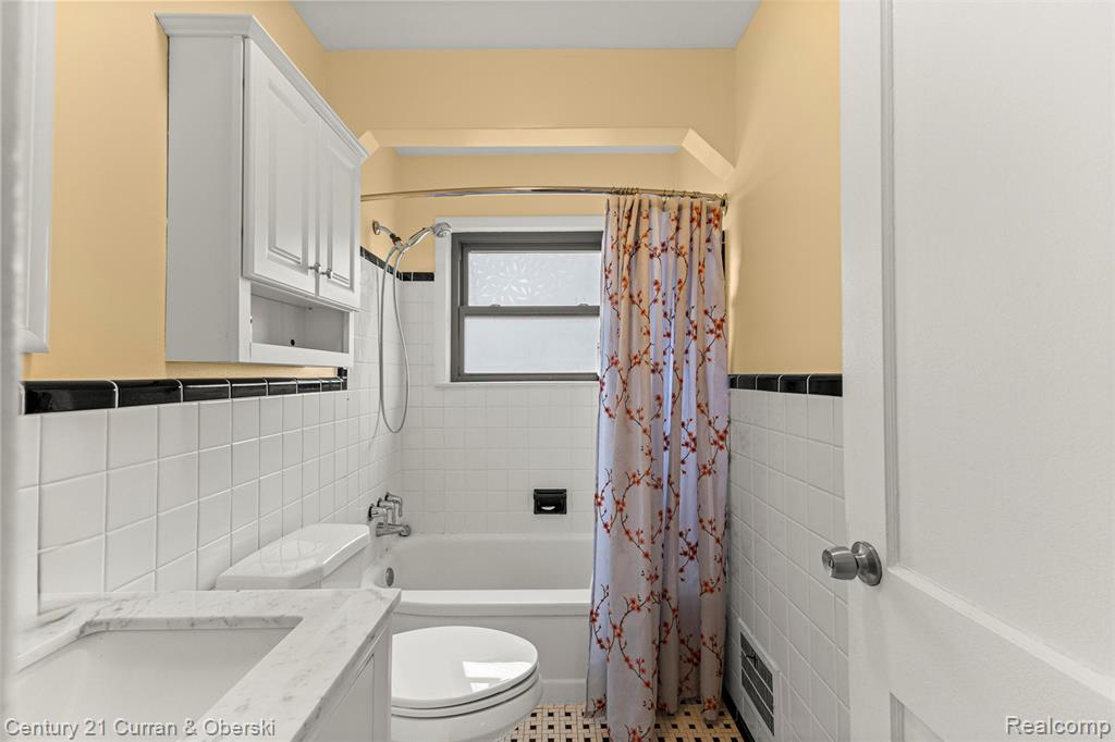 7609 Rosedale Boulevard, Allen Park, MI 48101 — Photo 30