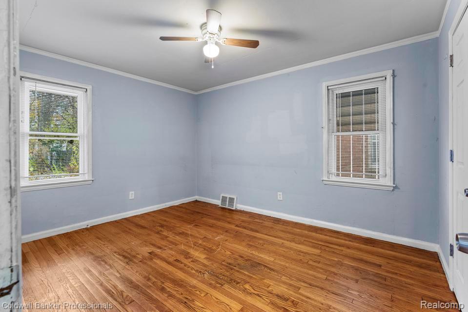 19412 Sussex Street, Detroit, MI 48235 — Photo 10