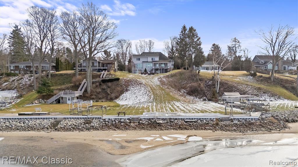 5118 S Shore Drive, Whitehall, MI, 49461