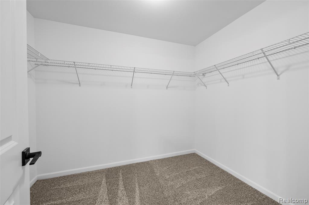 5212 Farmridge Lane, Grand Blanc, MI 48439 — Photo 26