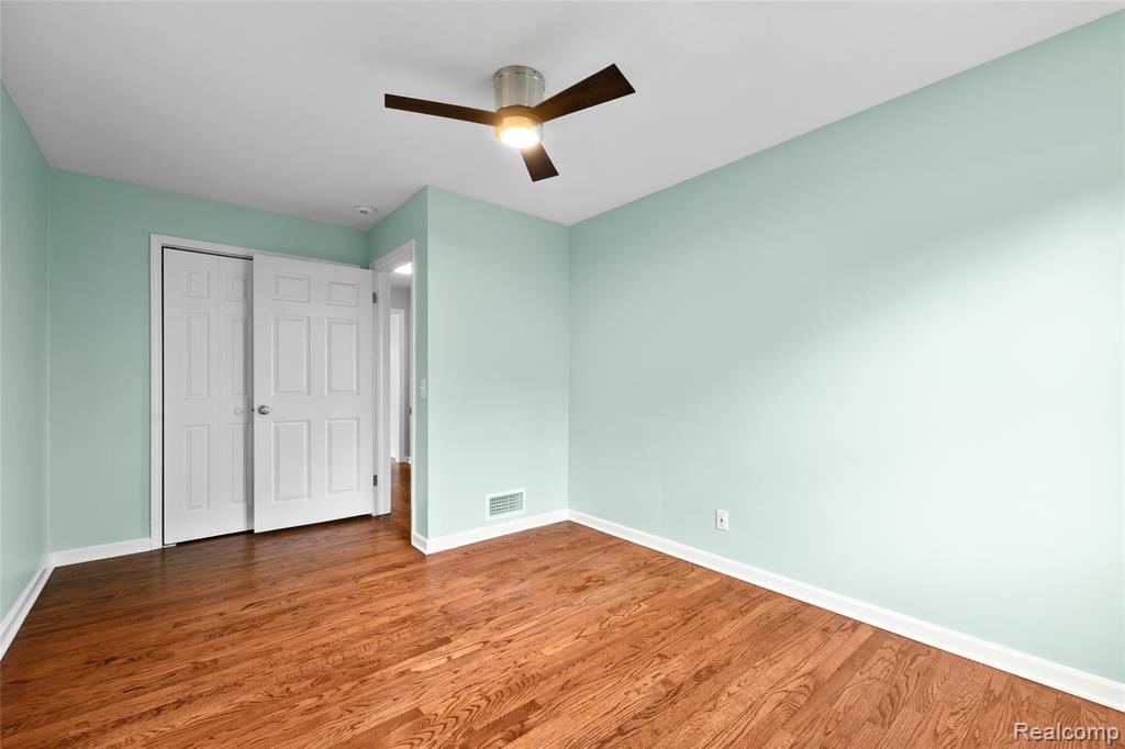235 INDIANWOOD Road, Lake Orion, MI 48362 — Photo 14