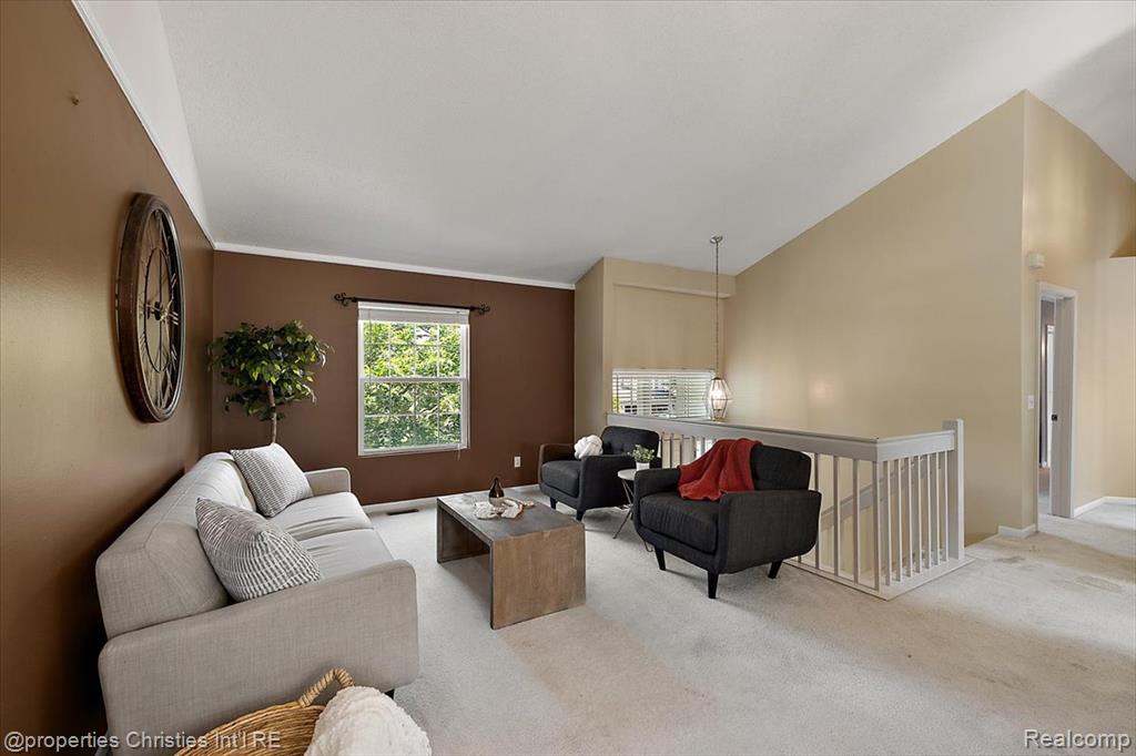 6873 Fox Lane, Waterford, MI 48327 — Photo 14