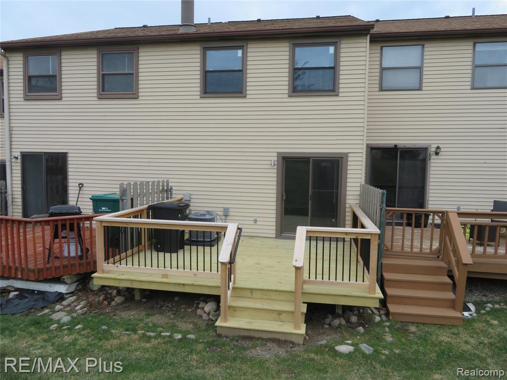 3011 Debra Court, Auburn Hills, MI 48326 — Photo 21