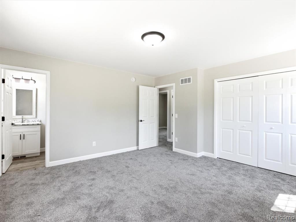 2971 Beach Road, Port Huron, MI 48060 — Photo 17