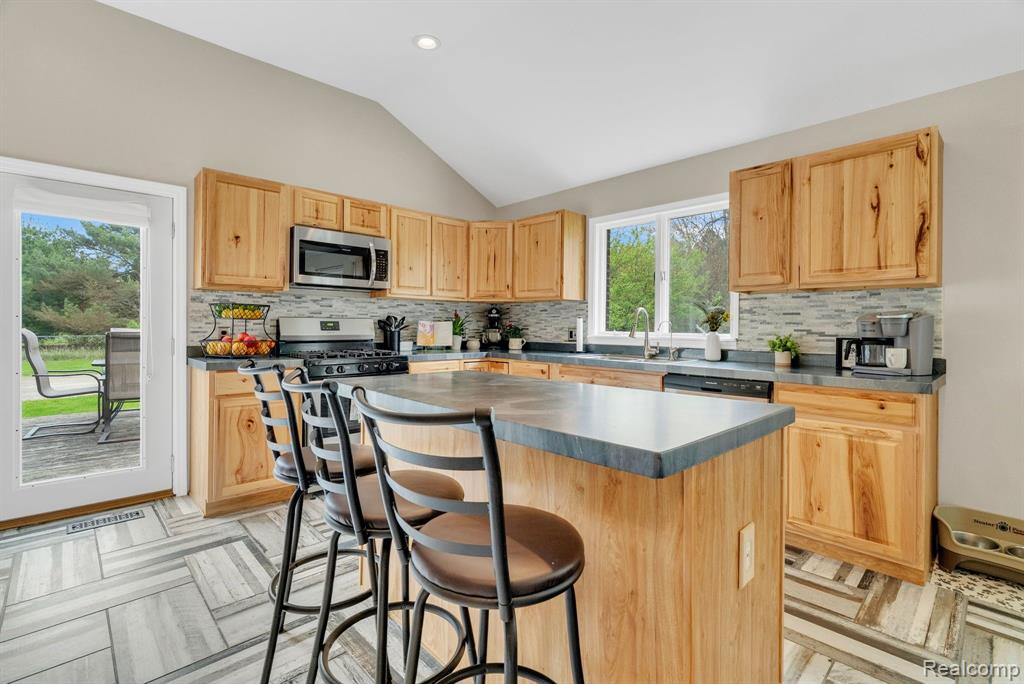4086 JEDDO Road, Burtchville, MI 48059 — Photo 13