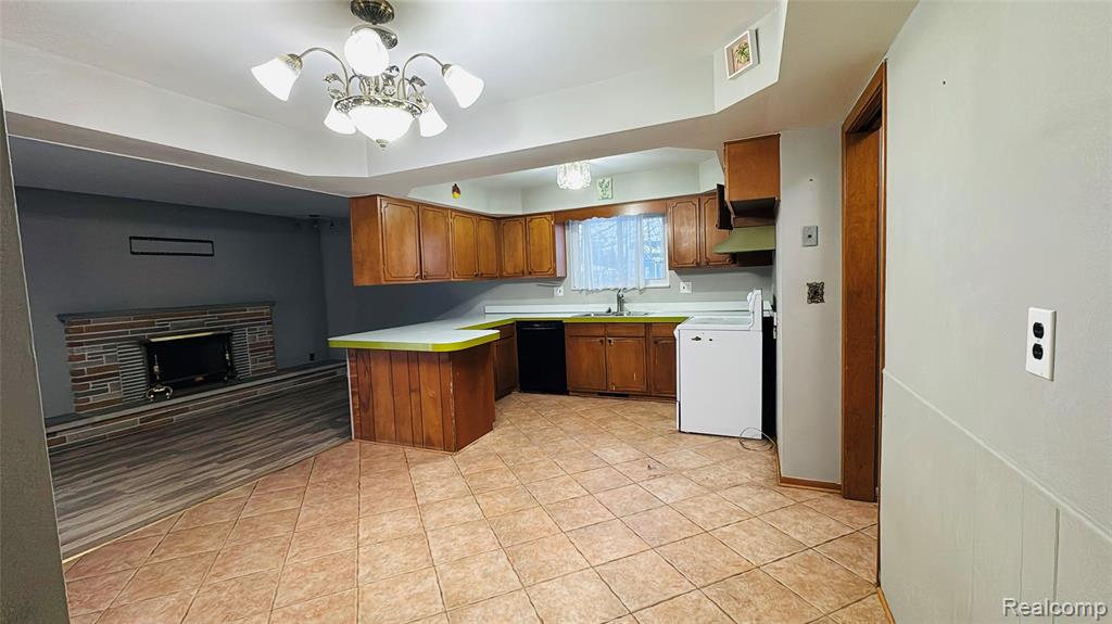 4867 Shell Court, Warren, MI 48091 — Photo 8
