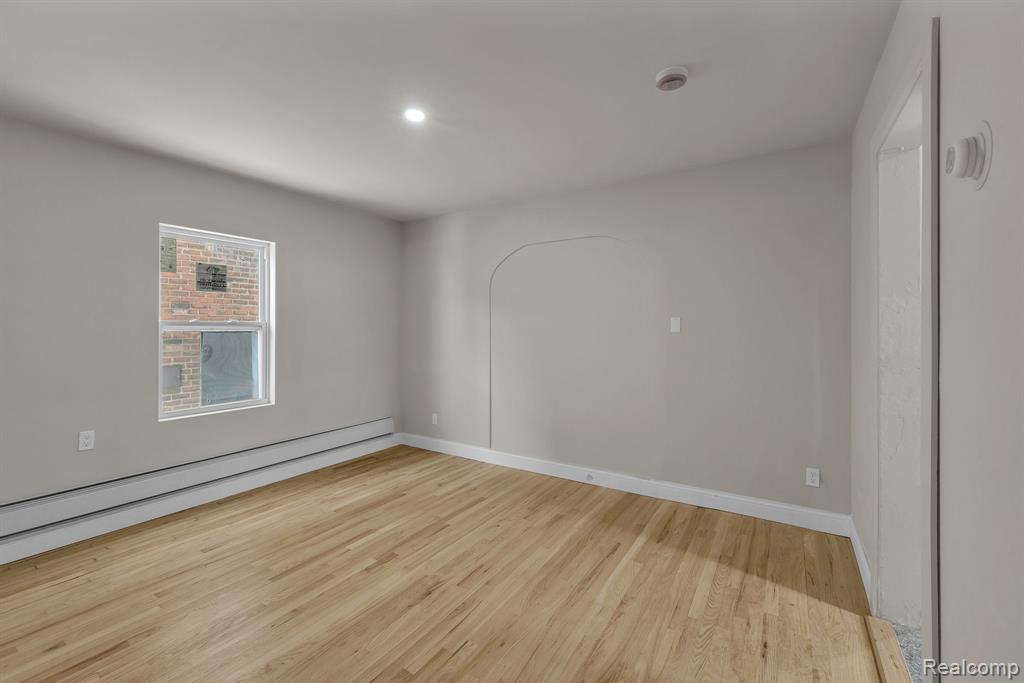 20035 Coventry Street, Highland Park, MI 48203 — Photo 10
