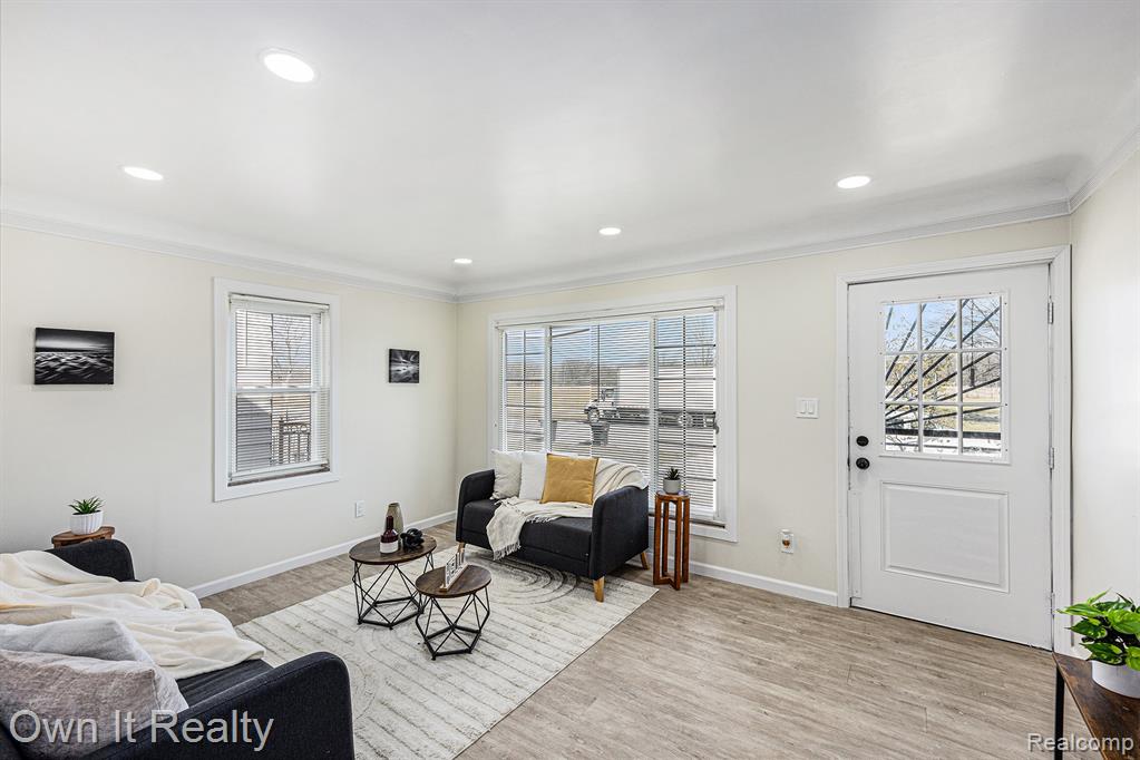 7437 Parkland, Dearborn, MI 48239 — Photo 4