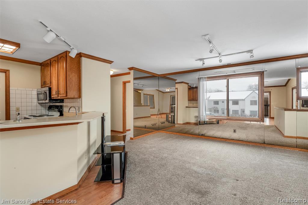 64 Rosebud Lane, Mount Clemens, MI 48043 — Photo 3