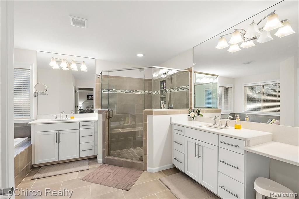 43722 Bolingbrooke Lane, Novi, MI 48377 — Photo 22