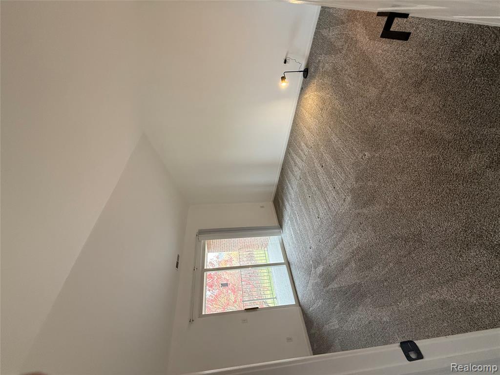 46105 Rhodes Drive, Macomb, MI 48044 — Photo 16