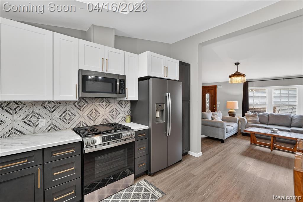 11542 Clearwater Dr, Fenton, MI 48430 — Photo 14