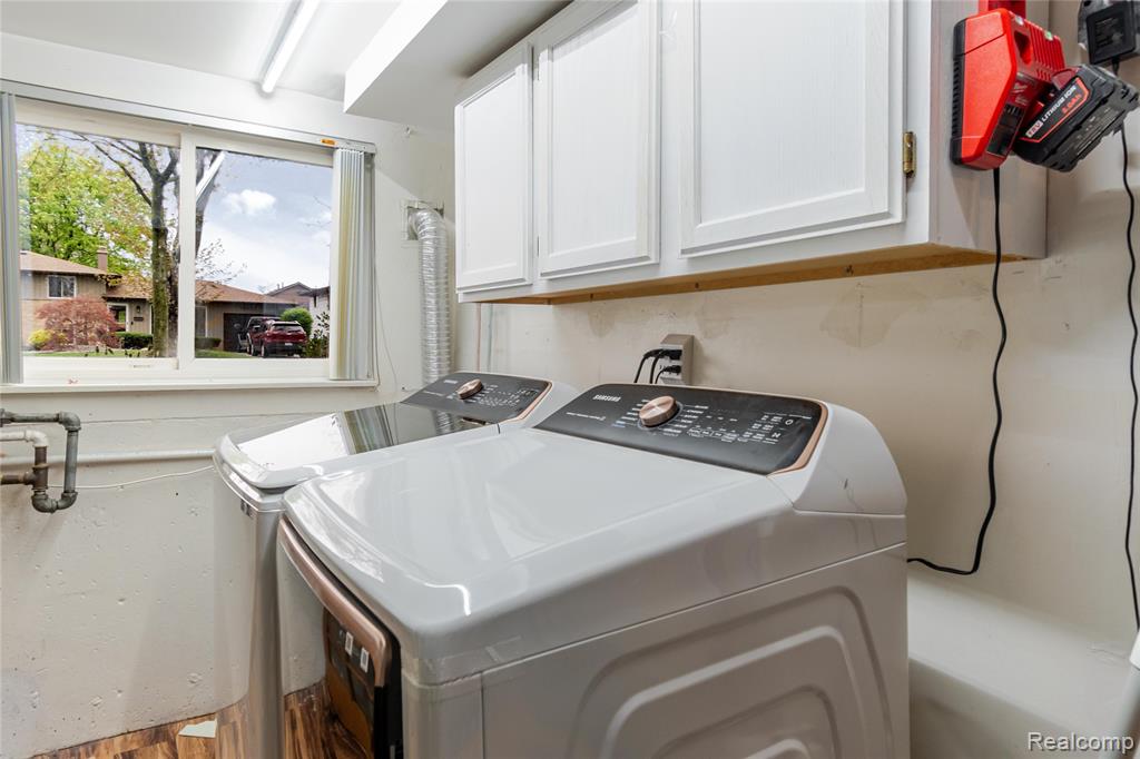 39832 Parklawn Drive, Sterling Heights, MI 48313 — Photo 31