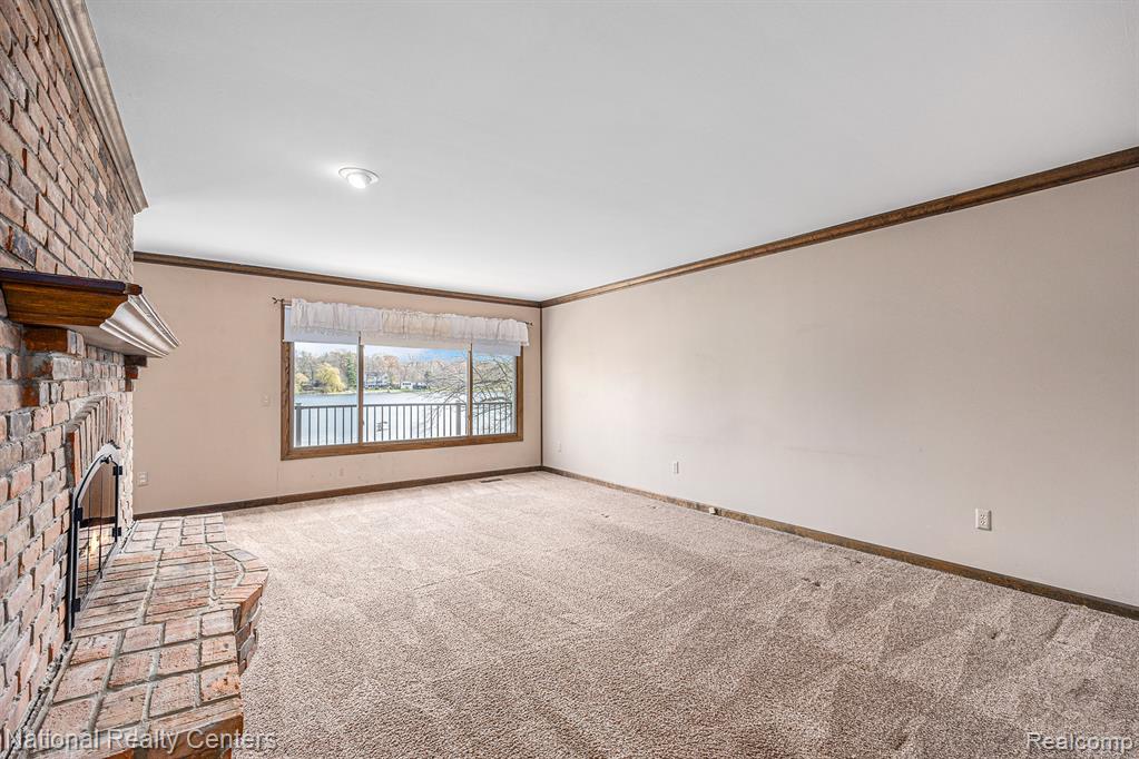 9494 Sashabaw Road, Clarkston, MI 48348 — Photo 4