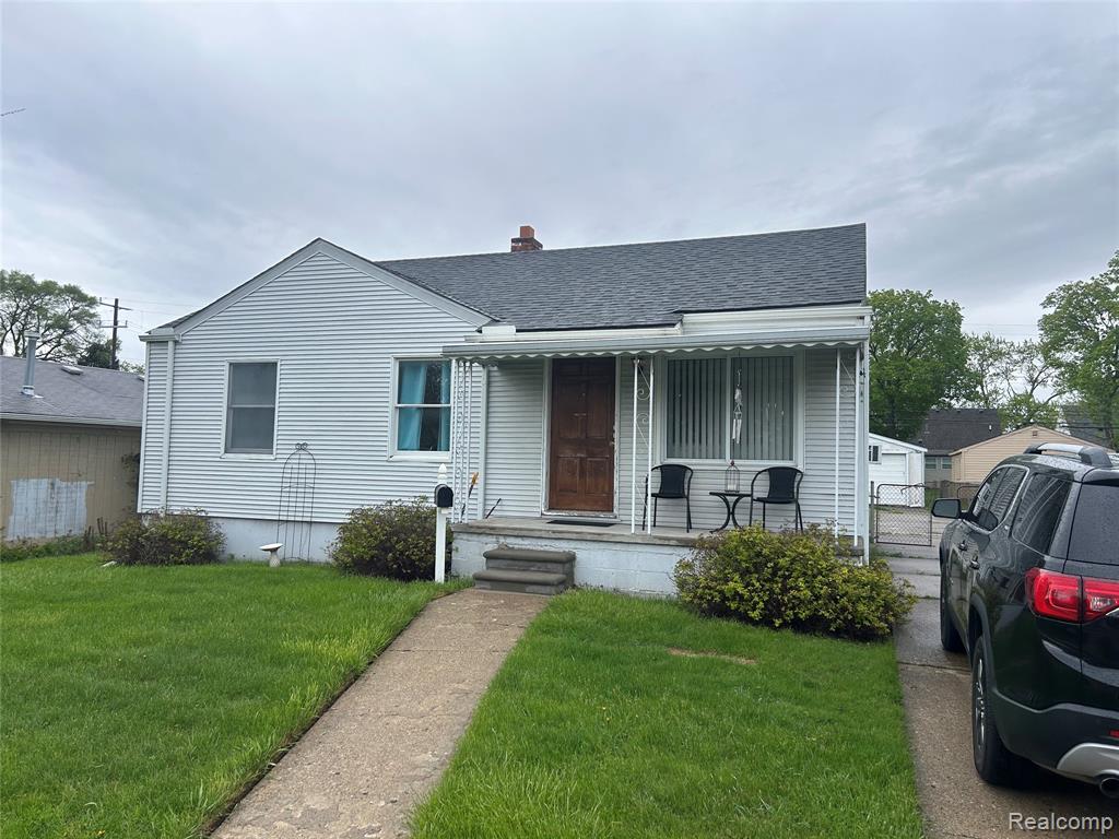 25601 Rose Street, Roseville, MI 48066 — front exterior