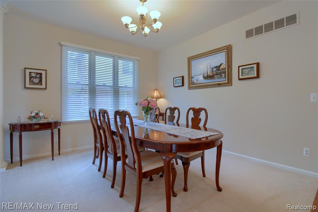 41672 Clemens Circle, Novi, MI 48377 — Photo 12