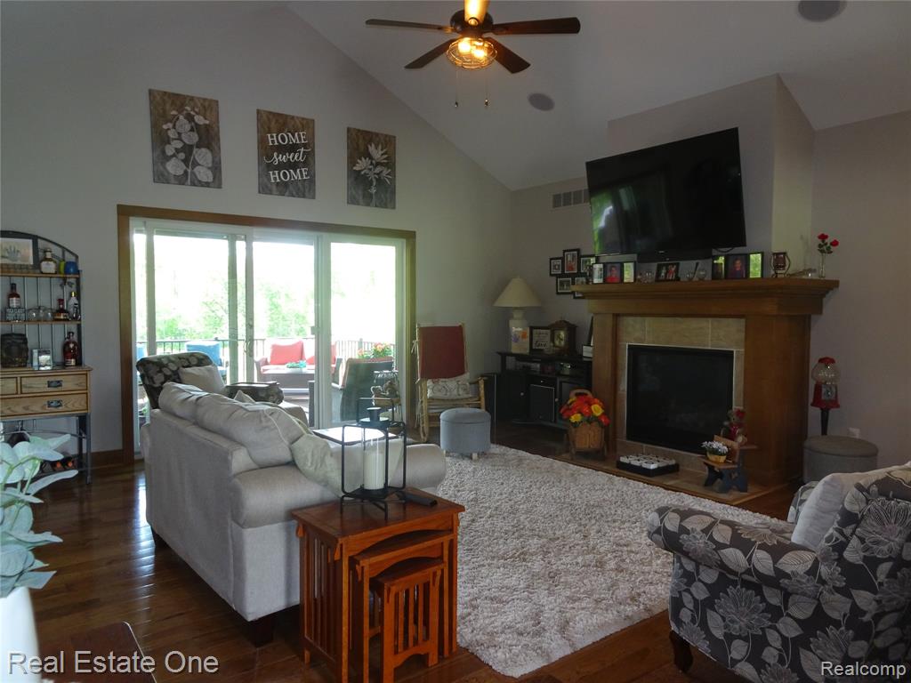 16130 TINDALL Road, Davisburg, MI 48350 — Photo 6