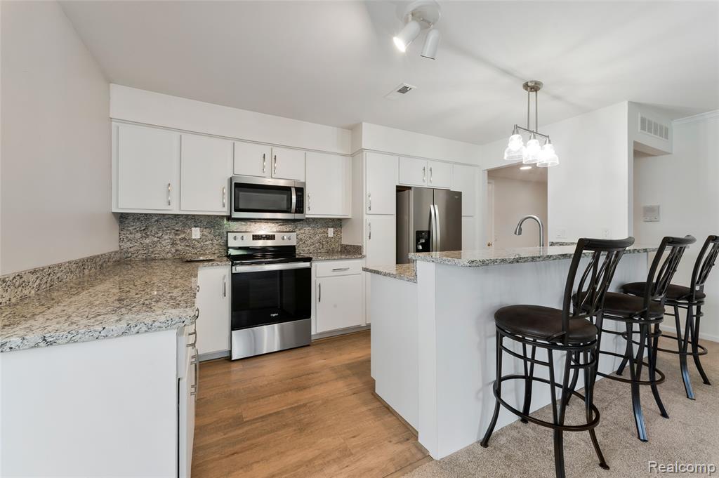 21096 Boulder Circle, Northville, MI 48167 — Photo 19