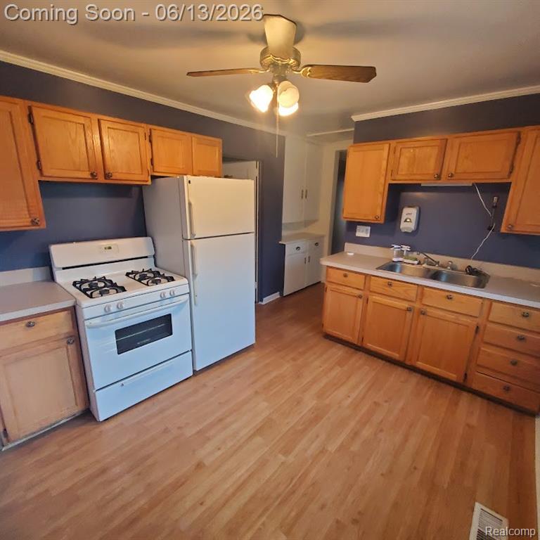 675 E Beverly Avenue, Pontiac, MI 48340 — Photo 15